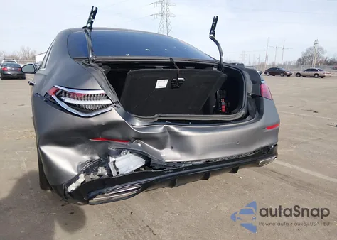 2022 Mercedes-Benz S 580 4Matic from USA, damaged, VIN W1K6G7GB0NA130812